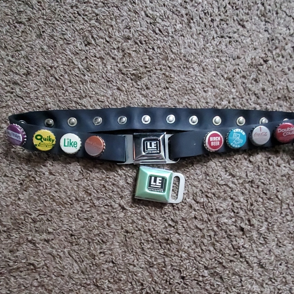 Little Earth belt with extra buckle add on